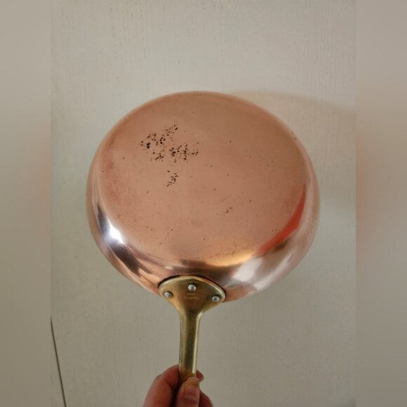 Vintage Tournus French 10 in Copper with Brass Handle Sauté Pan - Picture 3 of 15